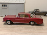 253 Mercedes-Benz 220SE in metallic cerise