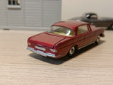 253 Mercedes-Benz 220SE in metallic cerise