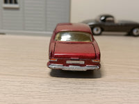 253 Mercedes-Benz 220SE in metallic cerise