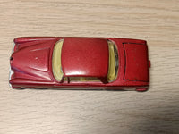 253 Mercedes-Benz 220SE in metallic cerise