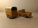 Gift Set 2 Land Rover and Pony Trailer in fawn (3)