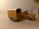 Gift Set 2 Land Rover and Pony Trailer in fawn (4)