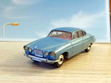 238 Jaguar Mk X in metallic silver-blue