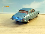 238 Jaguar Mk X in metallic silver-blue