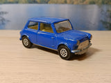 204 Morris Mini Minor in mid-blue with silver base Whizzwheels (2)