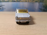 217 Fiat 1800 in blue and dark blue