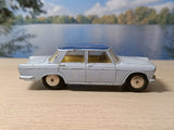 217 Fiat 1800 in blue and dark blue