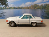 393 Mercedes-Benz 350SL in white