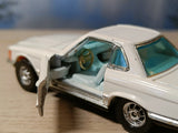 393 Mercedes-Benz 350SL in white