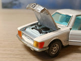 393 Mercedes-Benz 350SL in white