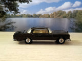 230 Mercedes-Benz 220SE in black