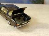 230 Mercedes-Benz 220SE in black