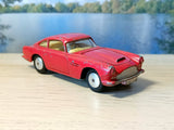 218 Aston Martin DB4