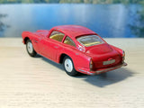 218 Aston Martin DB4