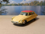 210 Citroen DS19