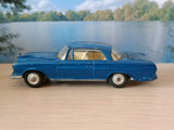 253 Mercedes-Benz 220SE in metallic blue