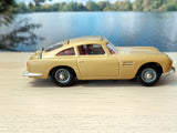 R261 James Bond Aston Martin *matt gold issue* (rare Model Club Issue)