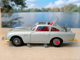 R270 James Bond Aston Martin *gold grille issue* (Model Club Issue)