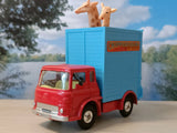 Corgi Toys 503 Chipperfields Circus Giraffe Transporter *with original box*