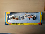 Gift Set 31 Safari Land Rover with Trailer *with original box*