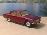 252 Rover 2000 in maroon