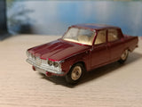 252 Rover 2000 in maroon