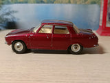 252 Rover 2000 in maroon