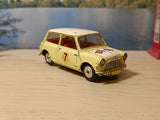227 Morris Mini-Cooper in primrose / white