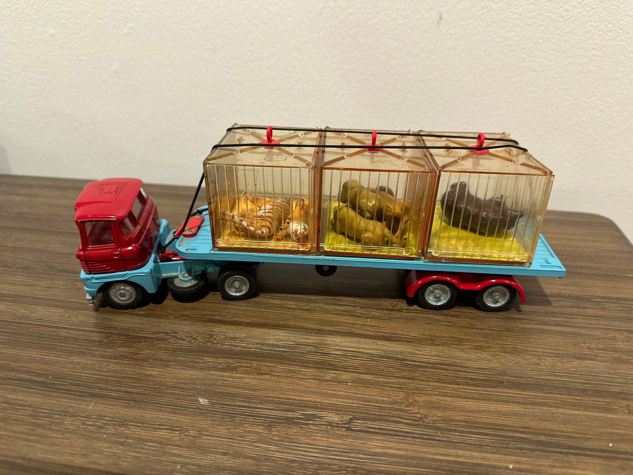 コーギー　COGI サーカストレーラー Chipperfields Circus – Corgi Toys