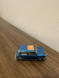 Corgi Toys 334 BMC Mini Magnifique