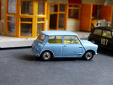 226 Morris Mini Minor pale blue, yellow interior