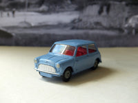 226 Morris Mini Minor lilac blue, cast wheels