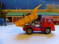 494 Bedford Tipper Truck with original box