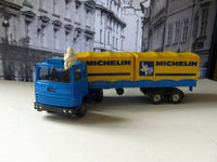 1109 Ford Cab with Michelin Containers (1st edition)