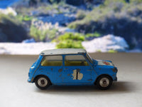 227 Morris Mini-Cooper in blue / white, scarce version (16)