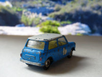 227 Morris Mini-Cooper in blue / white, scarce version (16)