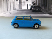 227 Morris Mini-Cooper in blue, lemon interior (15)