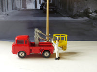 Gift Set 14 Hydraulic Tower Wagon with workman and lamp standard