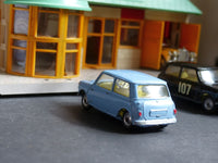 226 Morris Mini Minor pale blue, yellow interior