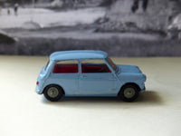 226 Morris Mini Minor lilac blue, cast wheels