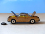 239 Volkswagen Karmann Ghia 1500 in gold