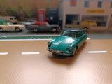 210 Citroen DS19 in metallic green and black