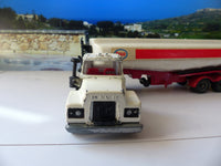 CORGI TOYS MAJOR 1152 - Camion Mack Remorque Gloster Saro Citerne Pétrole Esso EUR 77,00 CORGI TOYS MAJOR 1152 - Camion Mack Remorque Gloster Saro Citerne Pétrole Esso EUR 77,00