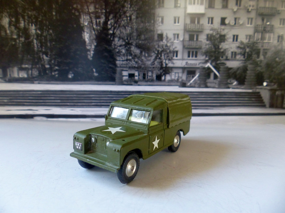 ミニカー CORGI NO.357 LAND ROVER WEAPONS CARRIER 357 Land Rover Weapons Carrier – Corgi Toys