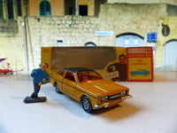 313 Ford Cortina Mk III GXL Graham Hill in beige with original box