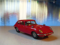 374 Jaguar E Type 4.2 in red