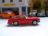 218 Aston Martin DB4 red *rare with fixed shaped wheels*