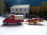 Gift Set 17 Land Rover with Ferrari on Trailer