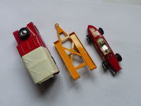 Gift Set 17 Land Rover with Ferrari on Trailer