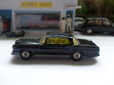 230 Mercedes-Benz 220SE black